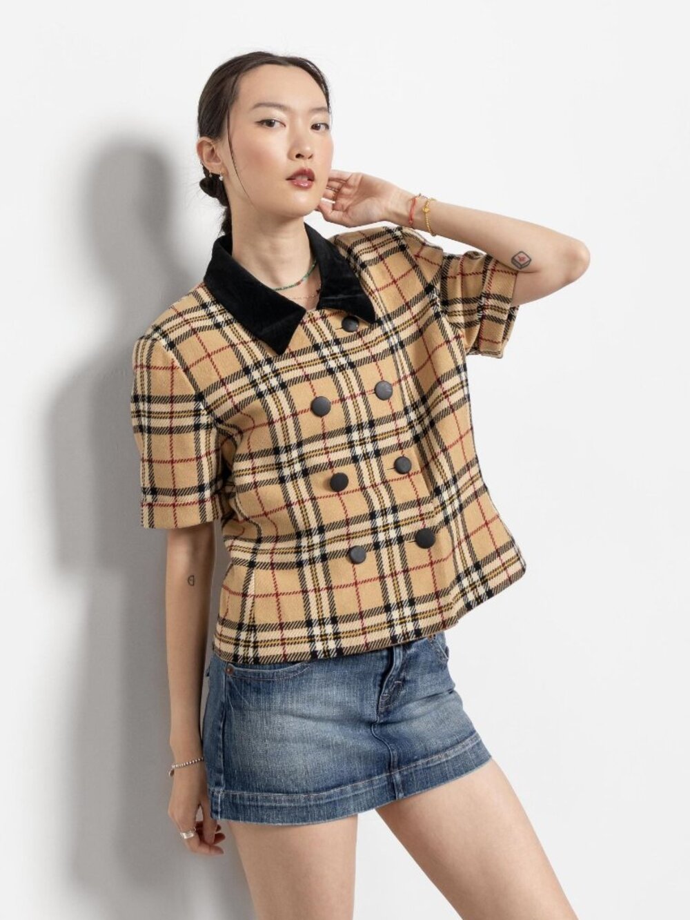 Vintage Plaid Wool Blazer Top: 90s Short Sleeve with Velour Collar Medium